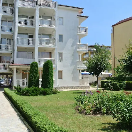 Apartamento Bravo 5 *