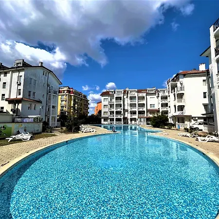 Bravo 5 Apartment *